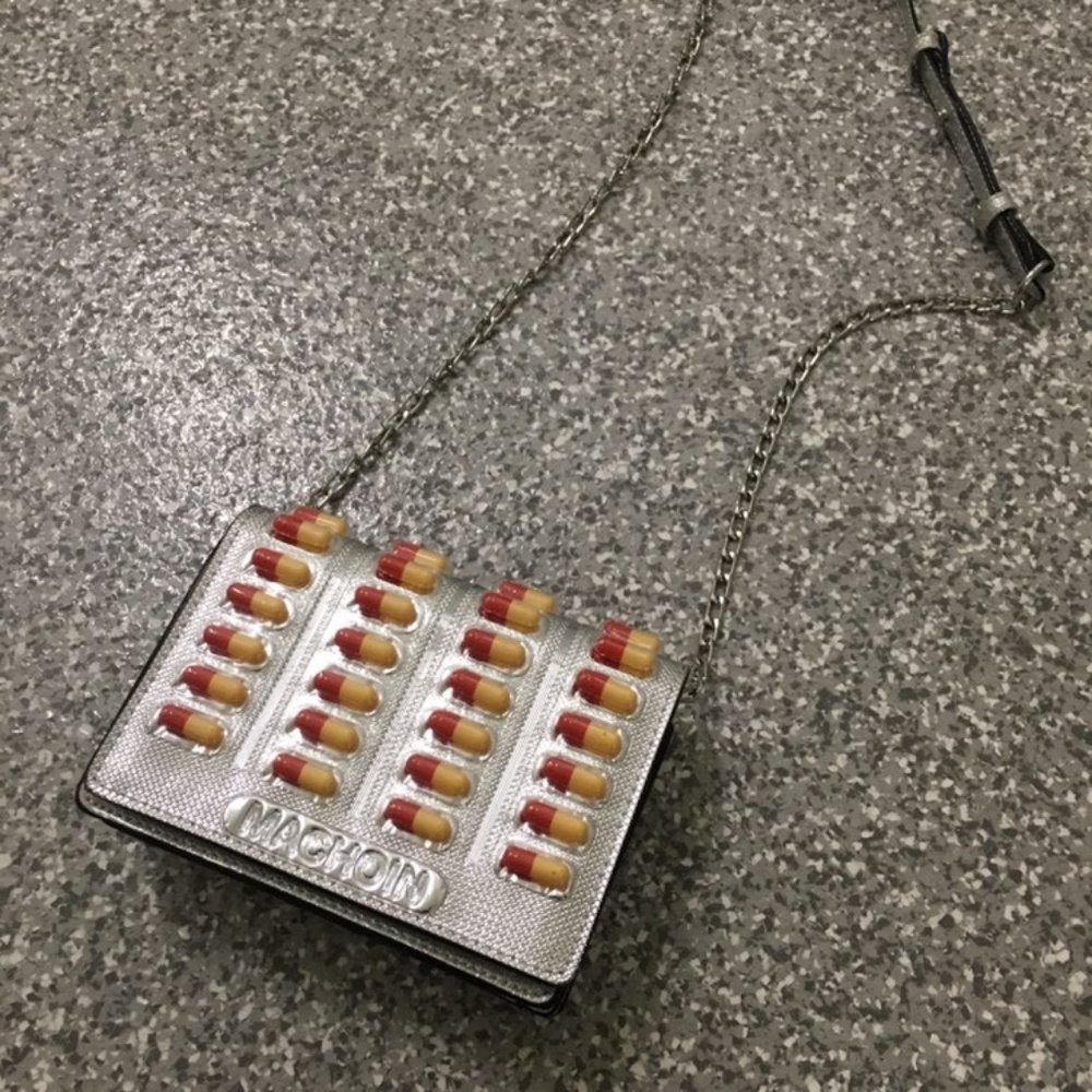 Pill Pack Silver Purse - Picture 4 of 6
